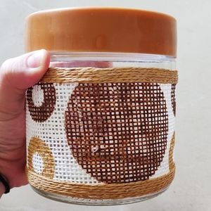 Glass jar
